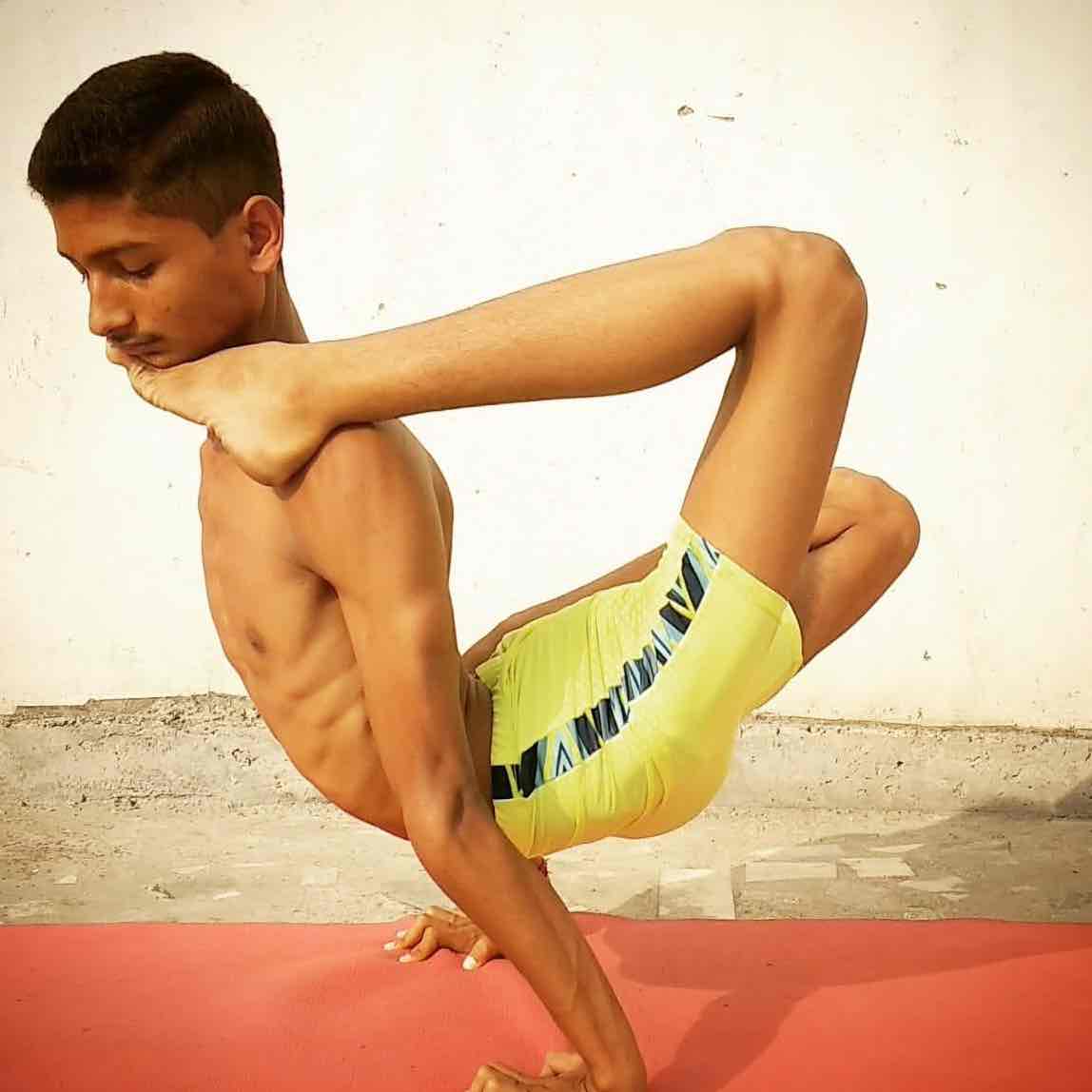 Expertise in Hatha Yoga, Meditation & Breathwork, Power Yoga / Vinyasa