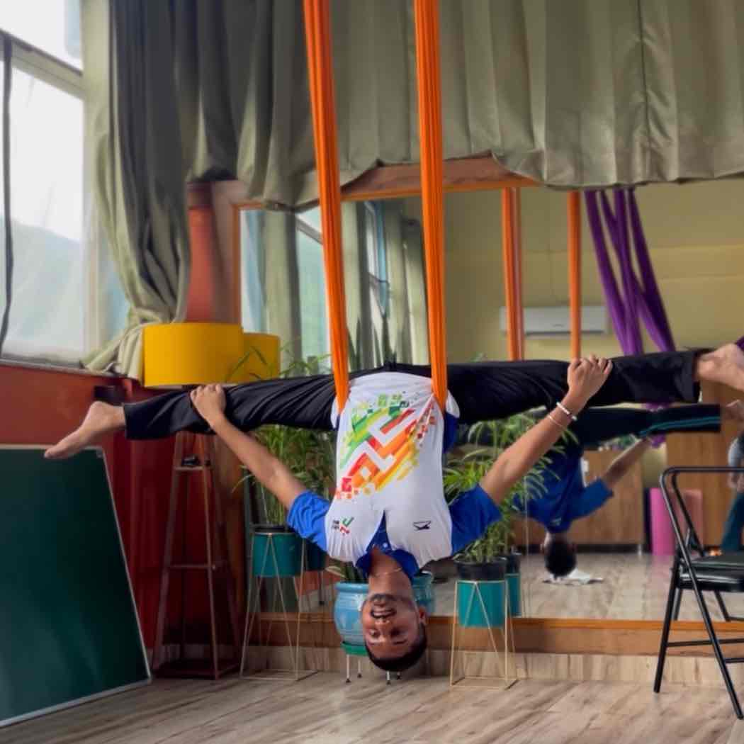 Expertise in Hatha Yoga, Meditation & Breathwork, Power Yoga / Vinyasa