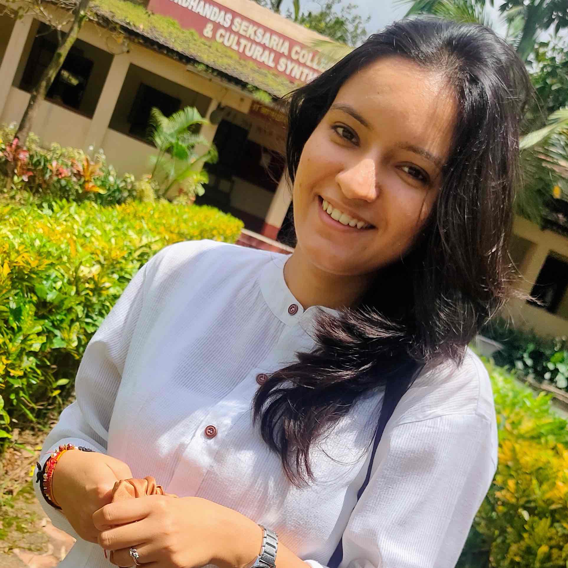 Dr. Aanandi Kaushik - (Stress-Management Coach, Corrective Exercise, Injury Rehab & Mobility, Injury-Prevention Exercise, Physiotherapist, Hatha Yoga, Meditation & Breathwork)