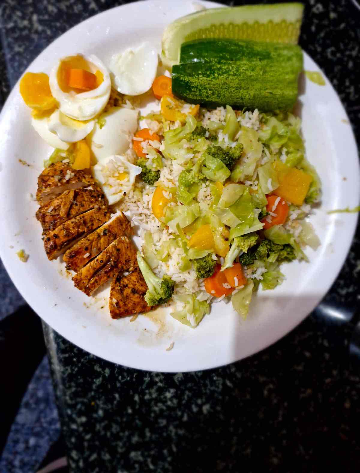 Expertise in Psychologist (Well-Being), Stress-Management Coach, Gut-Health Dietitian, Plant-Based Nutrition, Sports & Fitness Nutrition, Weight-Loss Coach, Menopause Wellness Coach, PCOS Support (nutrition), Postnatal Recovery, Prenatal Fitness