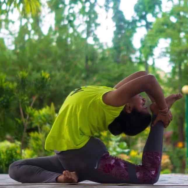 Expertise in Body-Weight Conditioning, Functional / HIIT Training, Hatha Yoga, Meditation & Breathwork, Power Yoga / Vinyasa, Prenatal Yoga