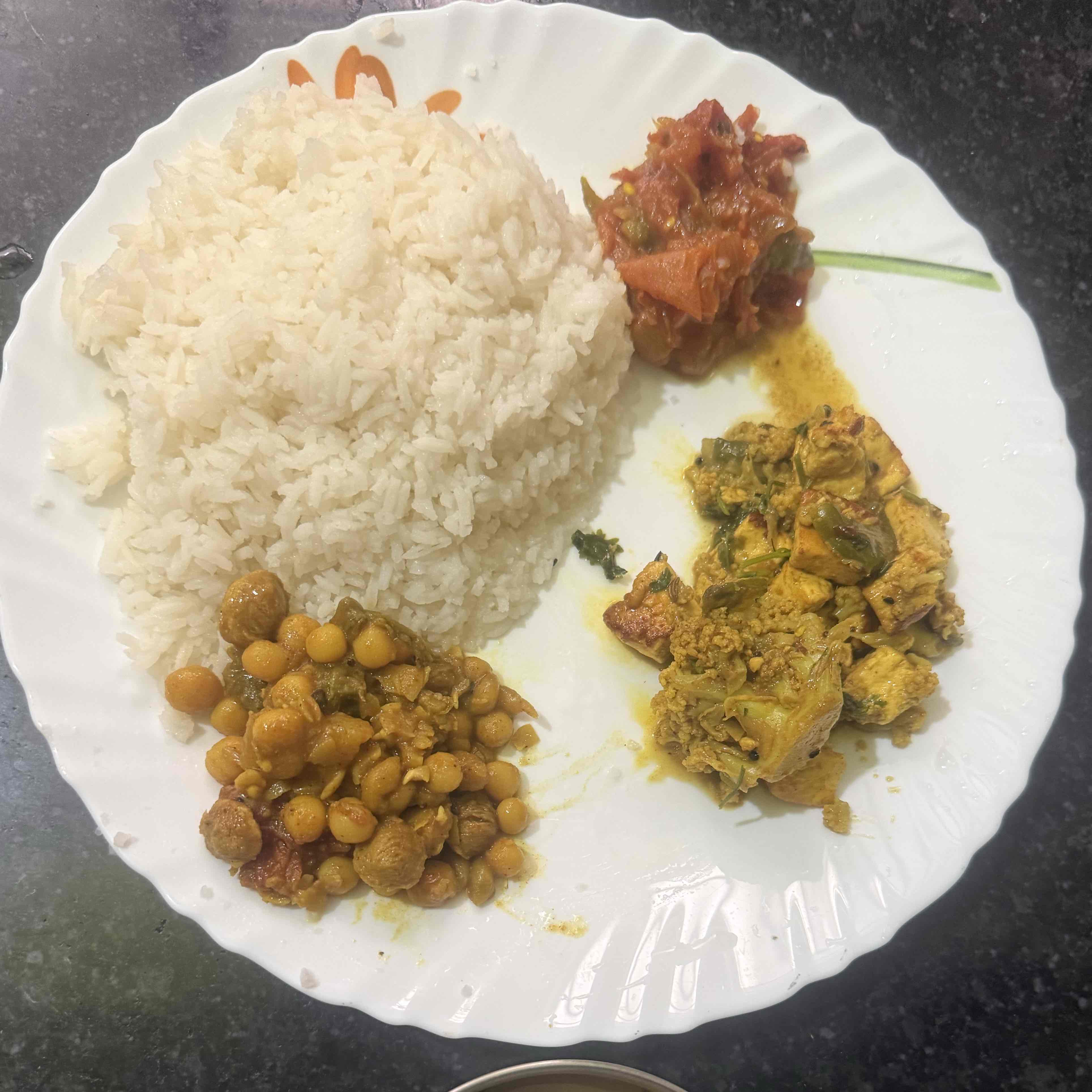 Expertise in Gut-Health Dietitian, Plant-Based Nutrition, Registered Dietitian, Sports & Fitness Nutrition, Weight-Loss Coach