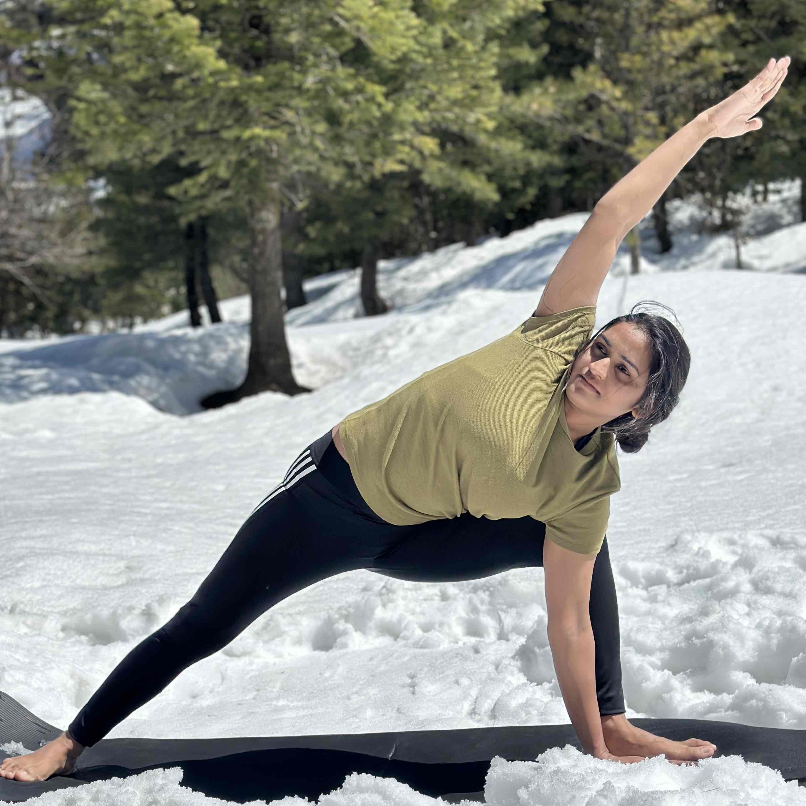 Expertise in Hatha Yoga, Meditation & Breathwork, Power Yoga / Vinyasa, Prenatal Yoga