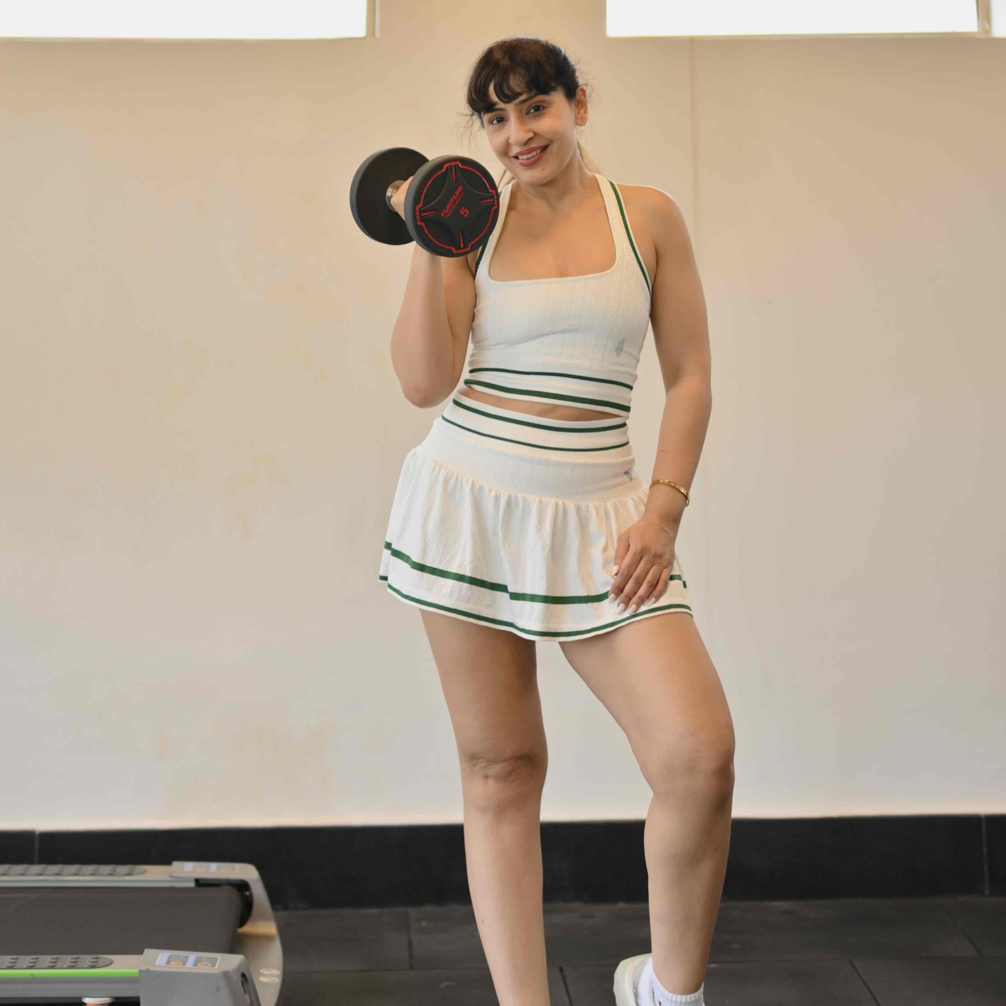 Expertise in Body-Weight Conditioning, Weight-Loss Coach, Strength & Conditioning, Hatha Yoga, Meditation & Breathwork, Power Yoga / Vinyasa, Prenatal Yoga