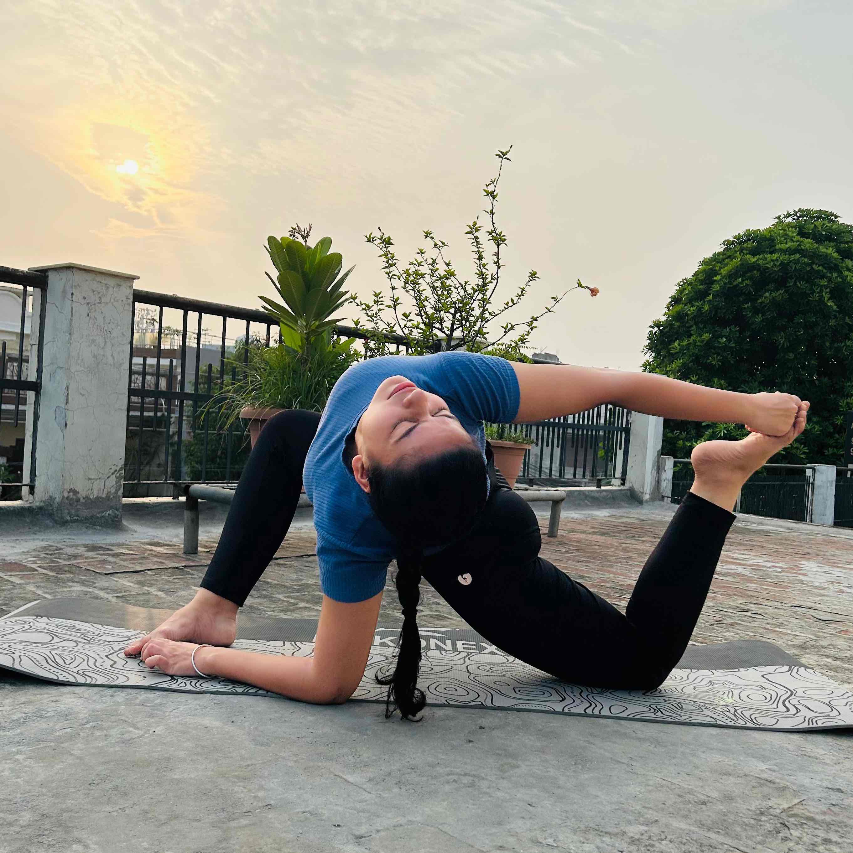 Pooja Arora - (Menopause Wellness Coach, PCOS Support (nutrition), Hatha Yoga, Meditation & Breathwork)