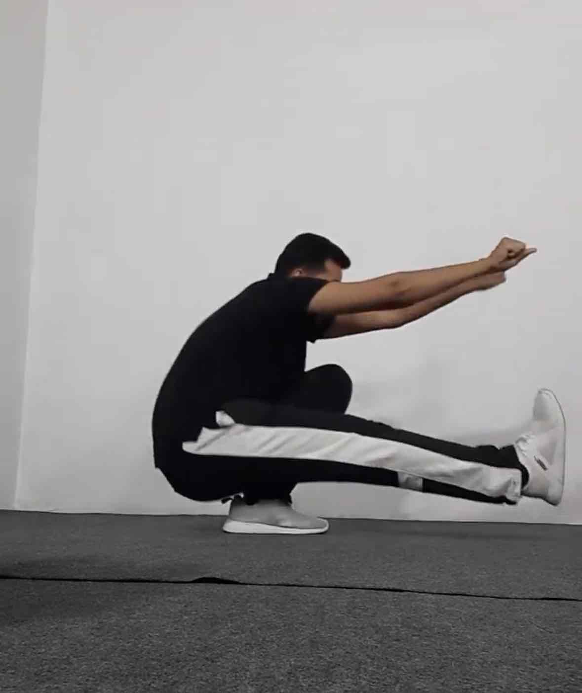 Expertise in Body-Weight Conditioning, Functional / HIIT Training, Sports & Fitness Nutrition, Weight-Loss Coach, Endurance Coach, Strength & Conditioning