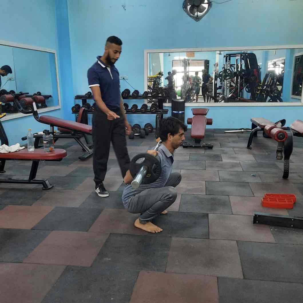 Expertise in Body-Weight Conditioning, Functional / HIIT Training, Sports & Fitness Nutrition, Weight-Loss Coach, Endurance Coach, Strength & Conditioning