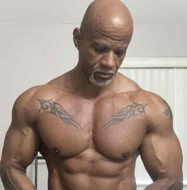 Expertise in Circuit / Boot-Camp, Functional / HIIT Training, Sports & Fitness Nutrition, Weight-Loss Coach, Sports Mindset Coach, Strength & Conditioning