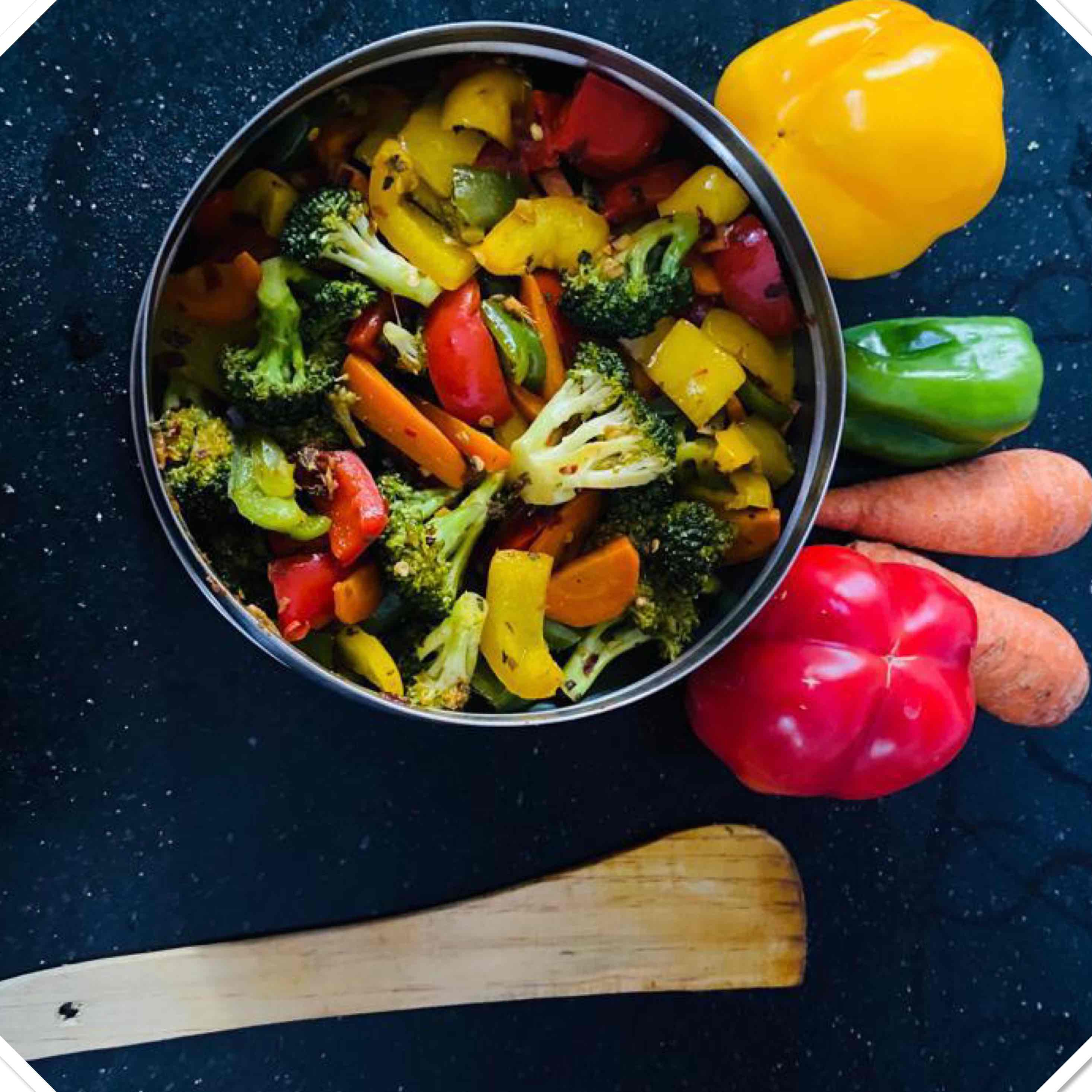 Expertise in Body-Weight Conditioning,Psychologist (Well-Being),Stress-Management Coach,Gut-Health Dietitian,Plant-Based Nutrition,Weight-Loss Coach,Corrective Exercise,Injury Rehab & Mobility,Injury-Prevention Exercise,Physiotherapist,Menopause Wellness Coach,PCOS Support (nutrition),Postnatal Recovery,Prenatal Fitness,Hatha Yoga,Meditation & Breathwork,Power Yoga / Vinyasa,Prenatal Yoga