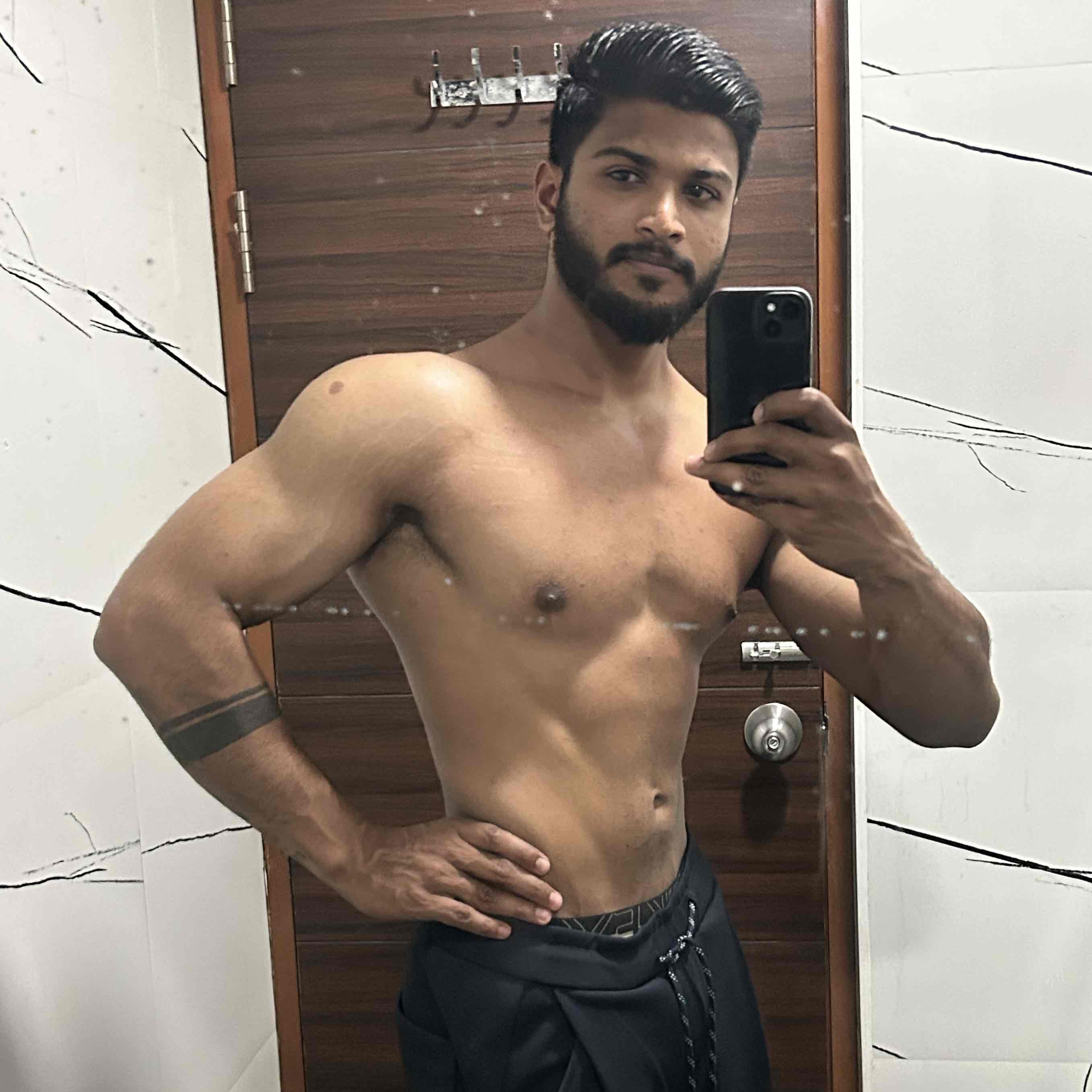 Expertise in Body-Weight Conditioning,Functional / HIIT Training,Sports & Fitness Nutrition,Weight-Loss Coach,Injury Rehab & Mobility,Strength & Conditioning,PCOS Support (nutrition)