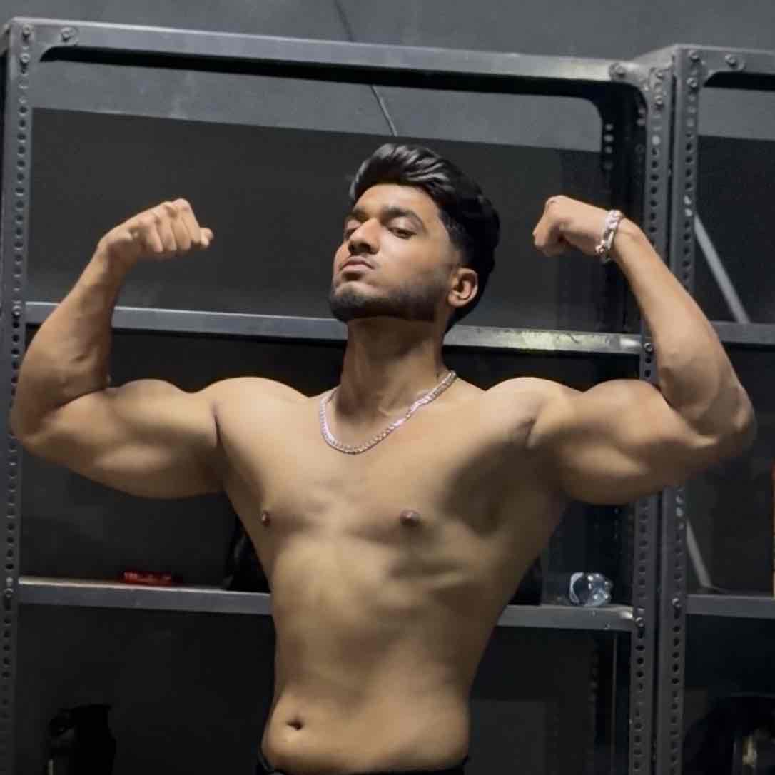 Expertise in Body-Weight Conditioning,Functional / HIIT Training,Gut-Health Dietitian,Weight-Loss Coach