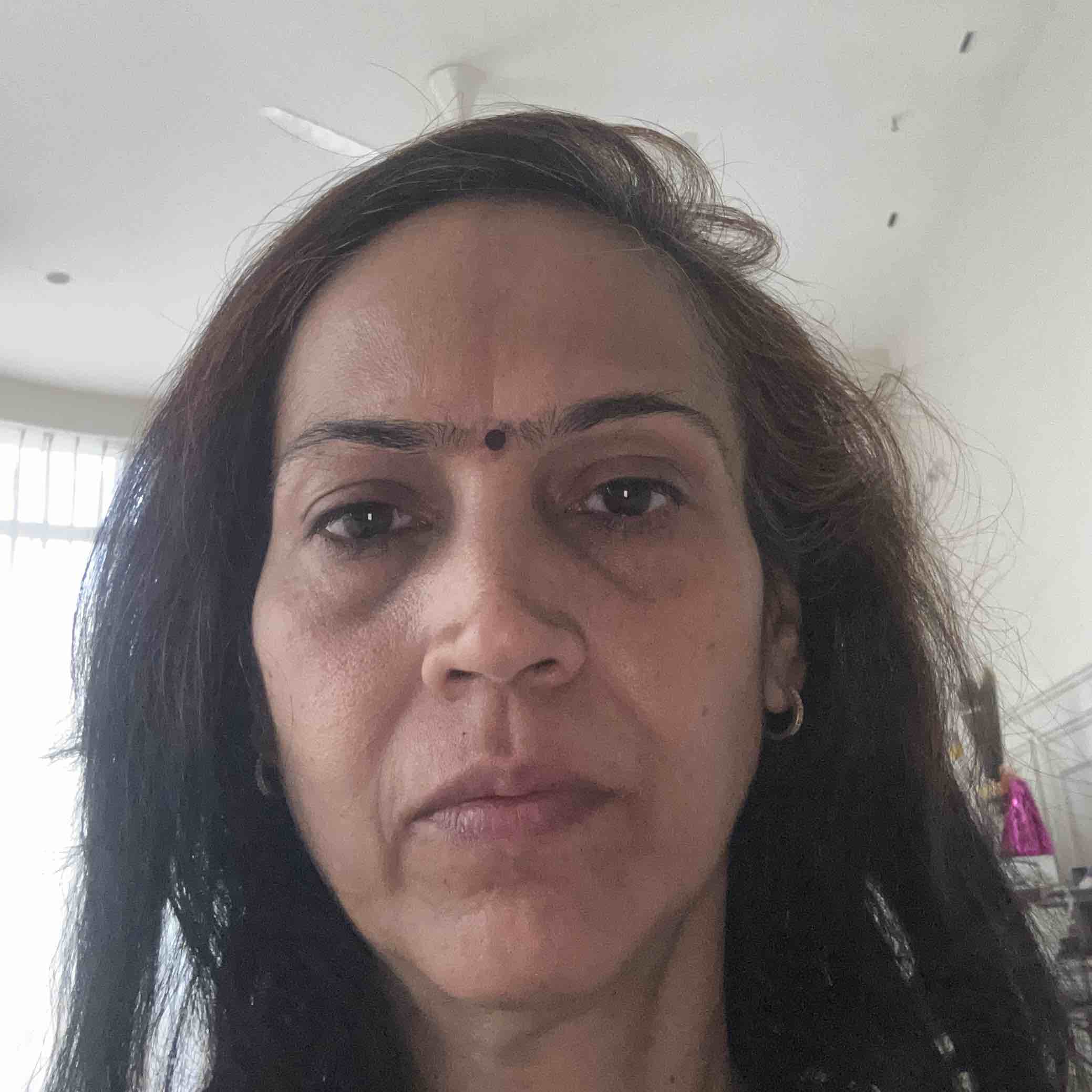 Ritu Sharma - (Body-Weight Conditioning,Stress-Management Coach,Menopause Wellness Coach,Ayurvedic Lifestyle Coach,Hatha Yoga,Meditation & Breathwork,Power Yoga / Vinyasa)