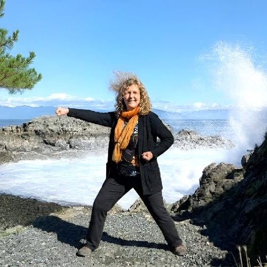 Expertise in Qigong, Reiki, Applied Kinesiology, NLP, EFT Tapping, Relaxation Therapy, Somatic Therapy, Professional Counseling