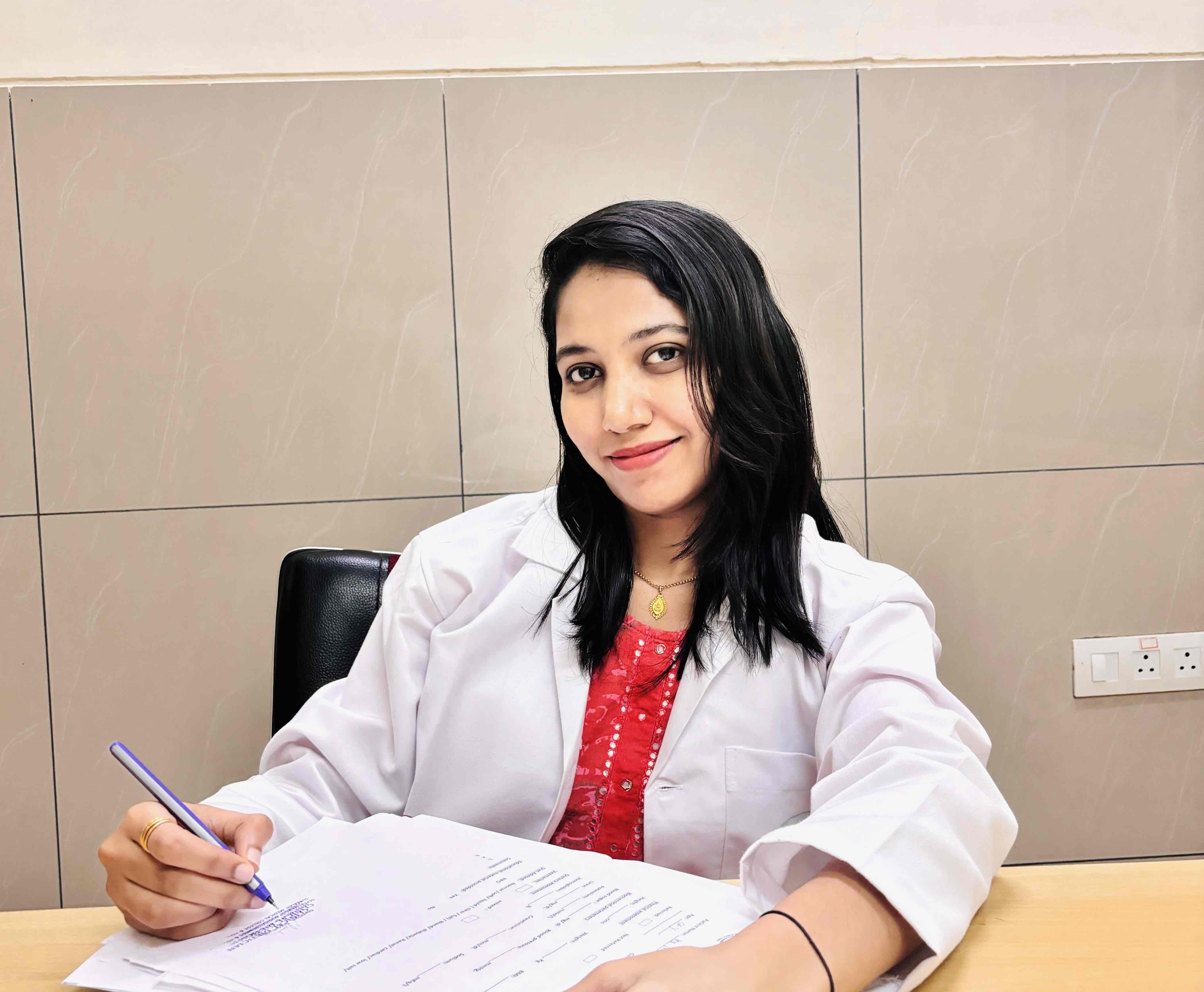 Nirali - (Gut-Health Dietitian,Plant-Based Nutrition,Registered Dietitian,Weight-Loss Coach)