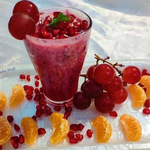 Red Grape Pomegranate Spritz