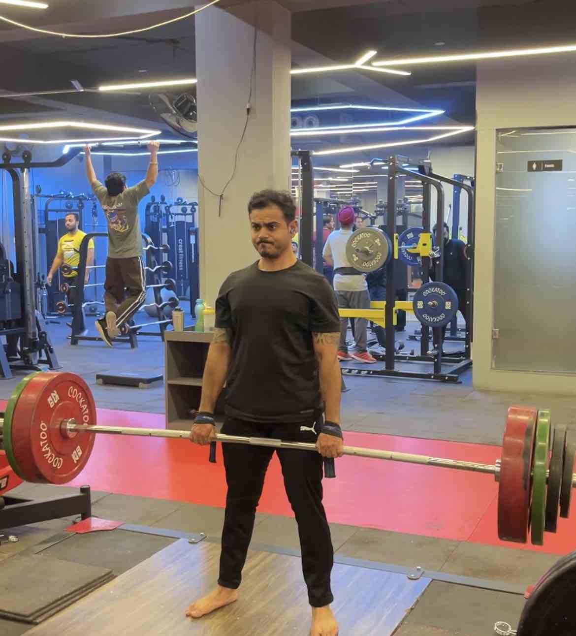 Expertise in Body-Weight Conditioning, Functional / HIIT Training, Sports & Fitness Nutrition, Weight-Loss Coach, Strength & Conditioning