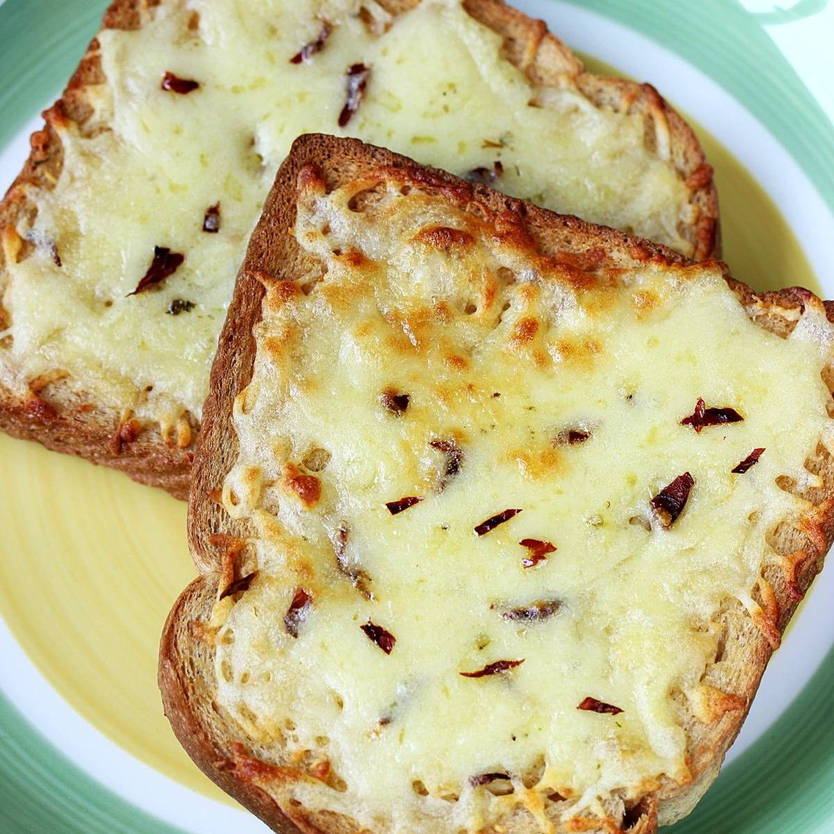 Cheesy bread toast