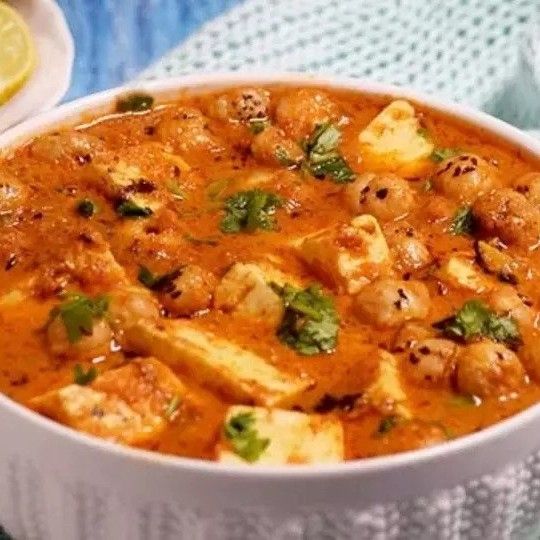 Paneer Makhana curry