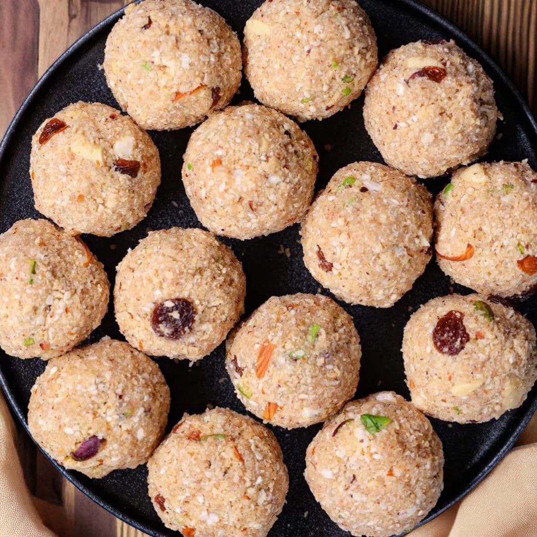 Coconut Makhana ladoo