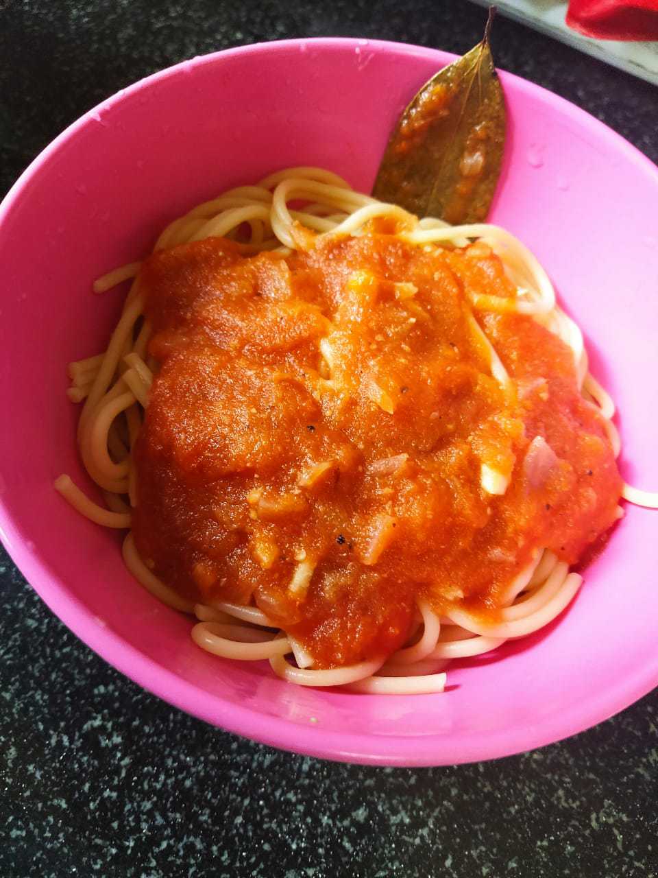 Home cooked Spaghetti with tomato sauce