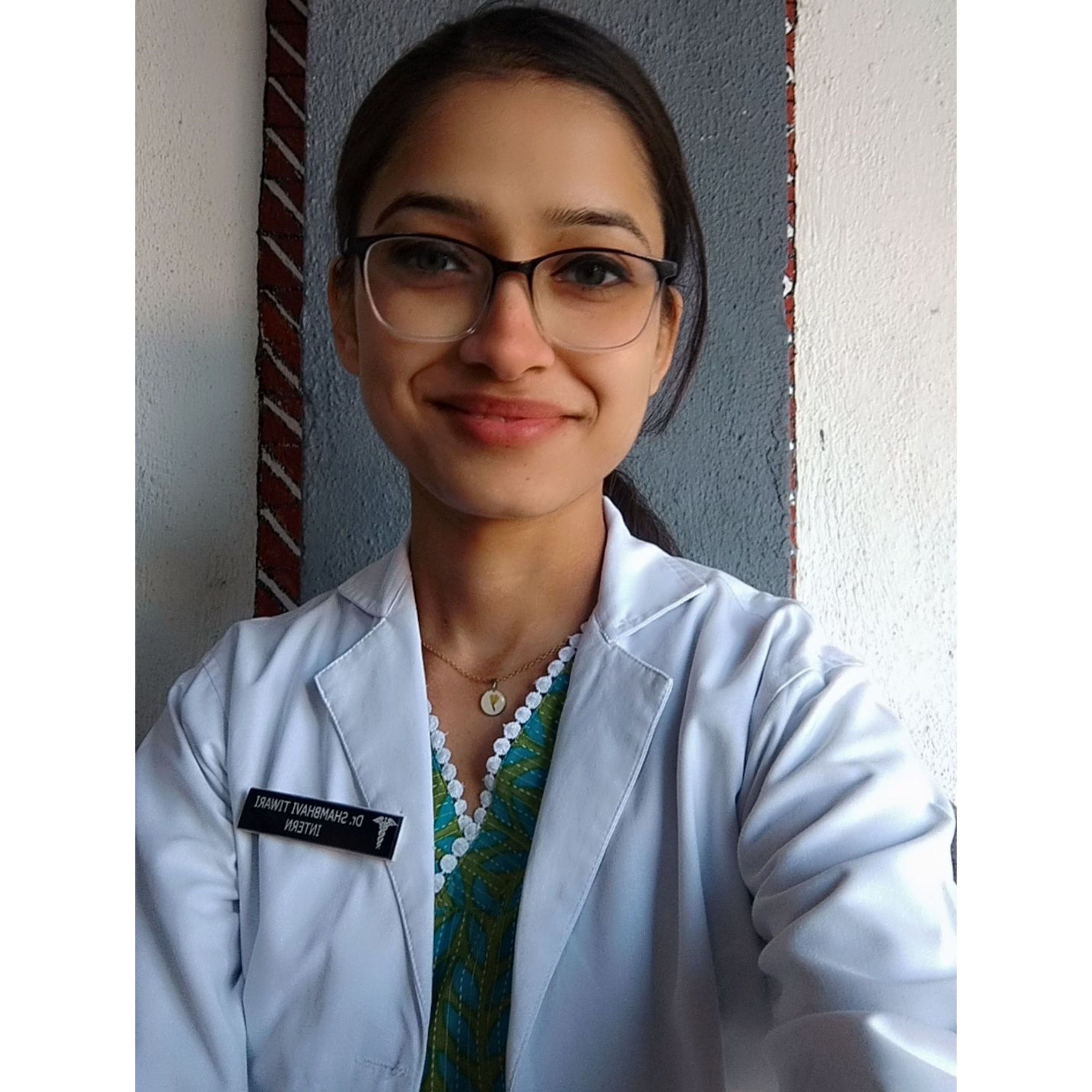 Dr Shambhavi Tiwari - (Yoga, Psychiatrist, Weight Management Professional)